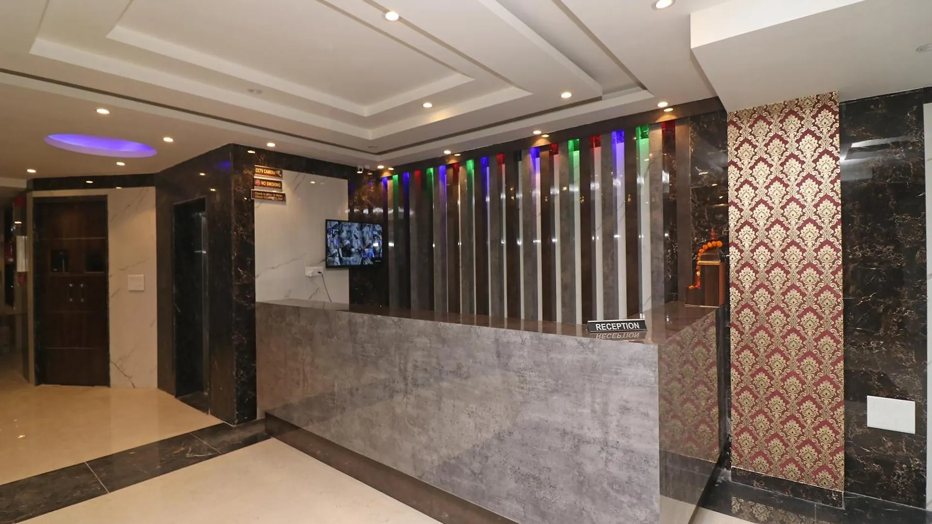 Hotel Olivia Stay New Delhi